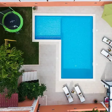 Apartment Dionis Domus Vela Luka
