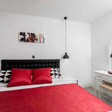 Dionis Domus Apartment