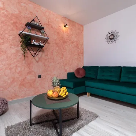 Dionis Domus Apartment *